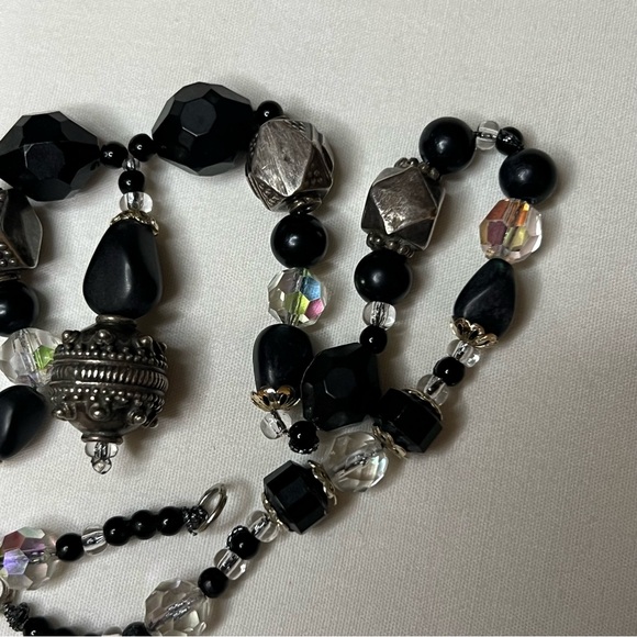 Black, Silver & Aurora Necklace - Picture 10 of 12